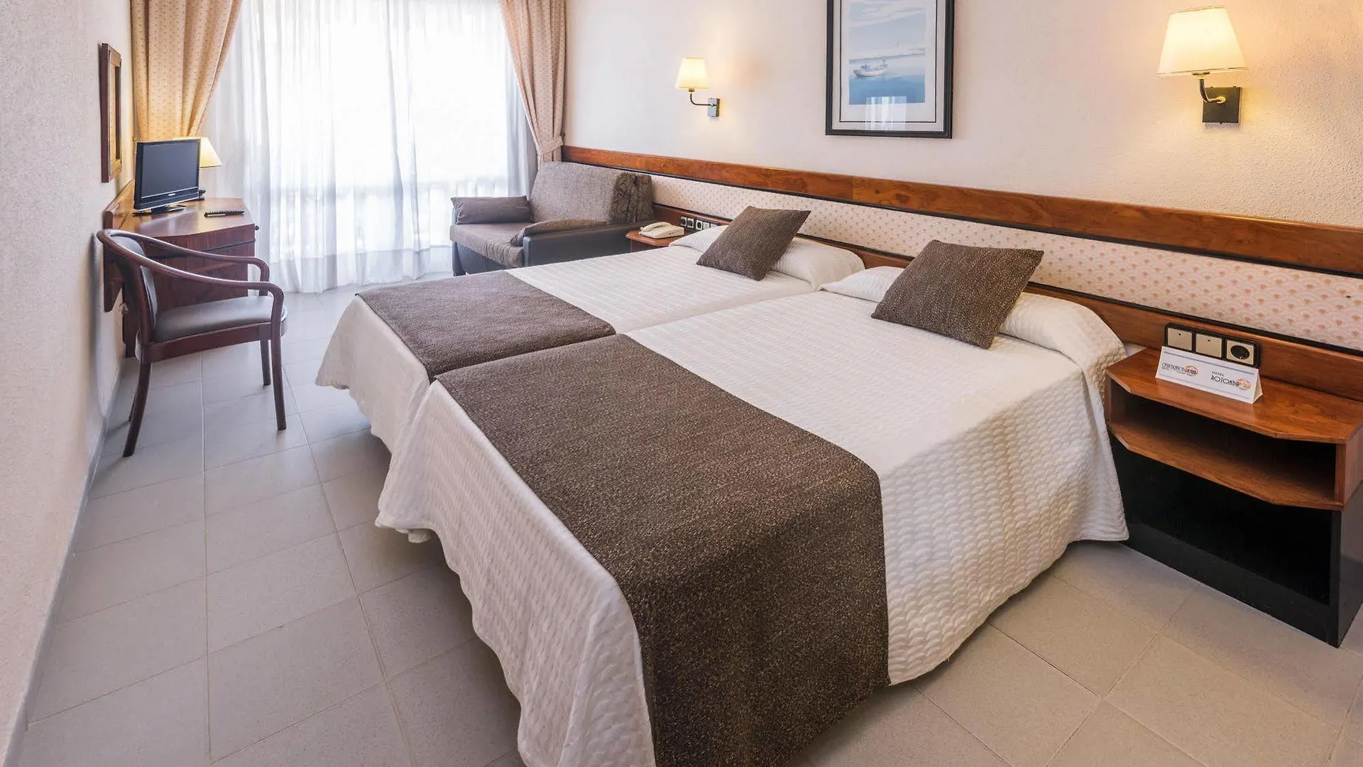 ****  4R Casablanca Playa Hotel Salou Spain